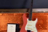 Fender 2022 American Vintage II 61 Stratocaster Fiesta Red.jpg